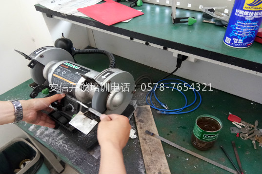 馬鞍山學習配汽車遙控最大的難度在哪里