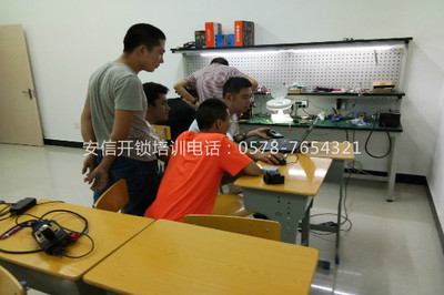 安徽配钥匙培训学校